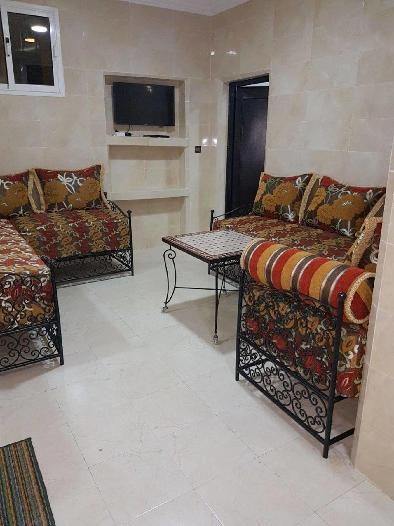 Ziad Gueliz Apartment